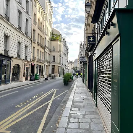 Lovely Near The Eiffel Tower Apartment Paris